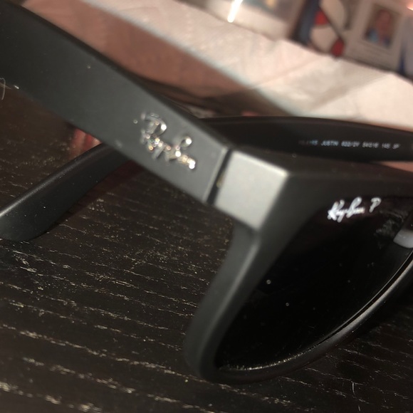 Ray bans sunglasses - Picture 1 of 4